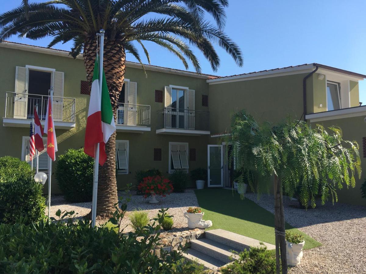 Hotel Barbarossa Porto Azzurro Εξωτερικό φωτογραφία