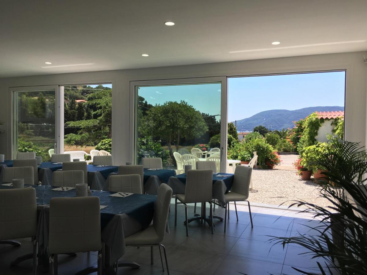 Hotel Barbarossa Porto Azzurro Εξωτερικό φωτογραφία