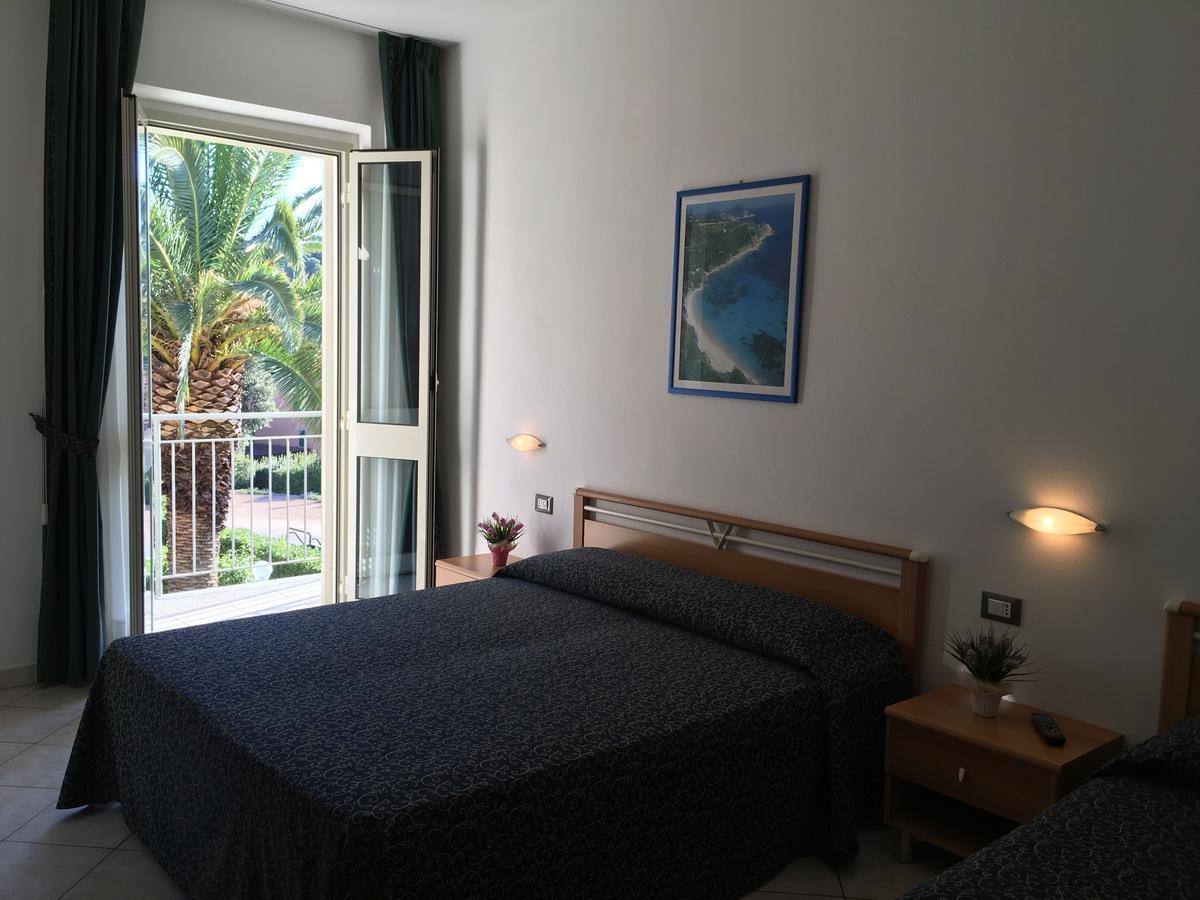 Hotel Barbarossa Porto Azzurro Εξωτερικό φωτογραφία